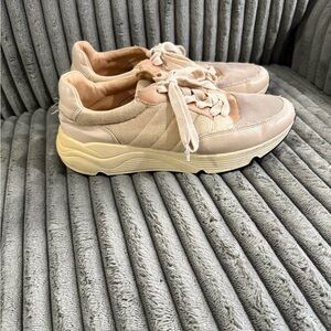 Elegant Beige Women's Sneakers